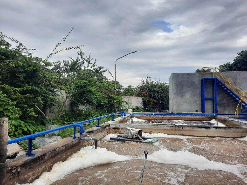 Kontraktor_IPAL_WWTP_Jakarta Perbedaan Pengolahan Limbah Cair dan Air Limbah